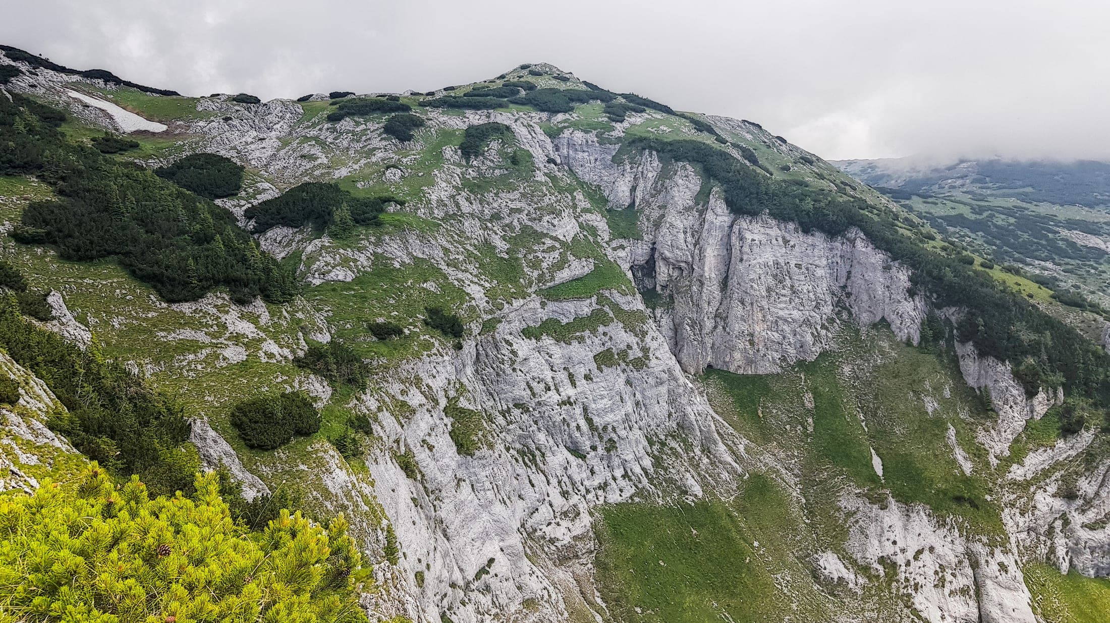 Piatra Iorgovanului — photo 3